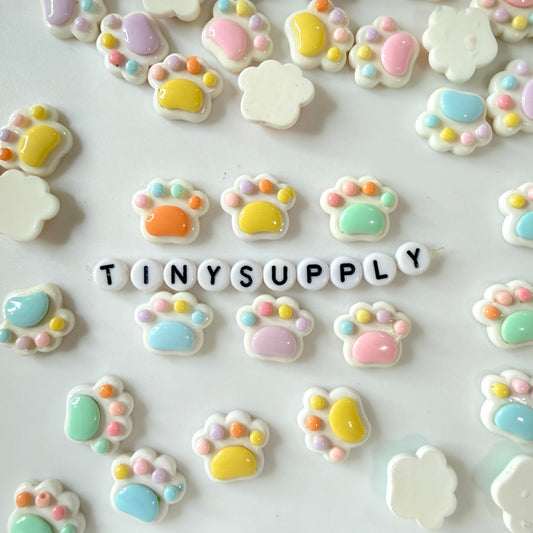 Pastel Rainbow Paws, Animal Theme Flatback Cabochons (Random Mix, 1.6CM x 1.3CM)