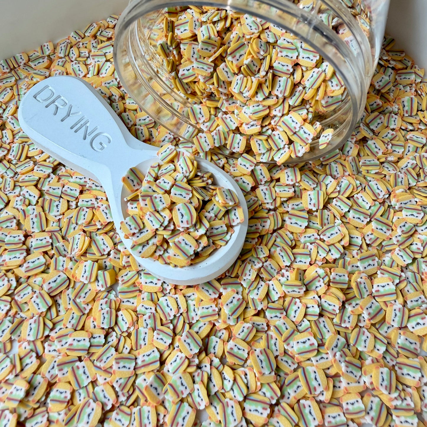 5MM Kawaii Hamburger Polymer Clay Sprinkle (NOT EDIBLE) D52-09