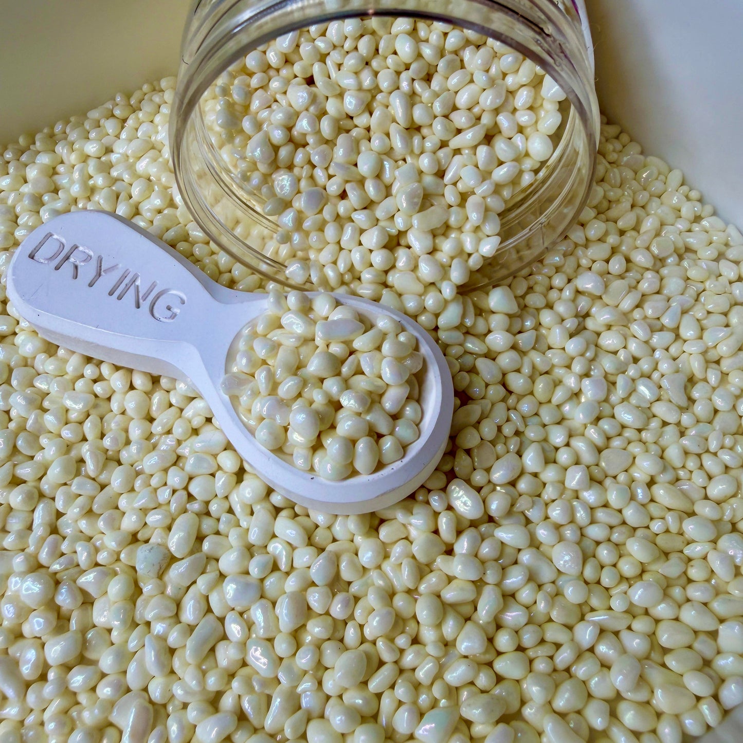 2MM-4MM Pearly Light Yellow Pebble (NOT EDIBLE) D49-02