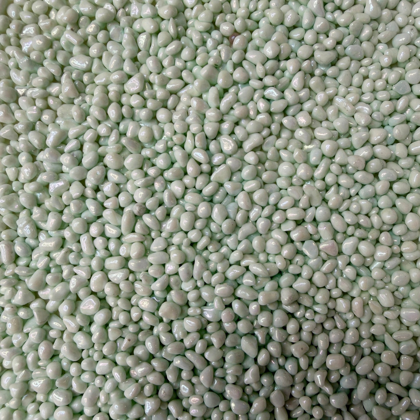2MM-4MM Pearly Green Pebble (NOT EDIBLE) D49-04