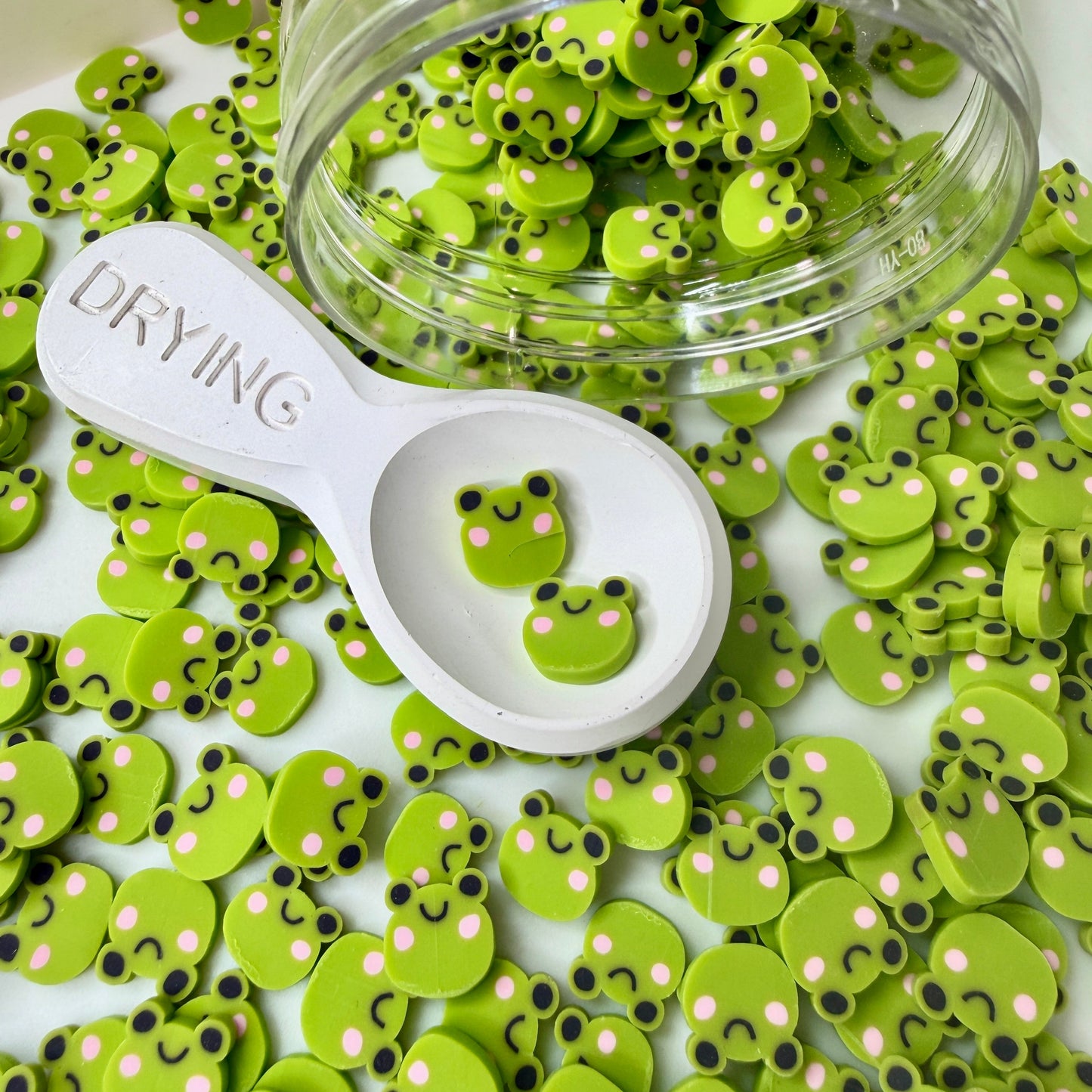 10MM Yellow Green Frog Polymer Clay Sprinkle (NOT EDIBLE) D52-13
