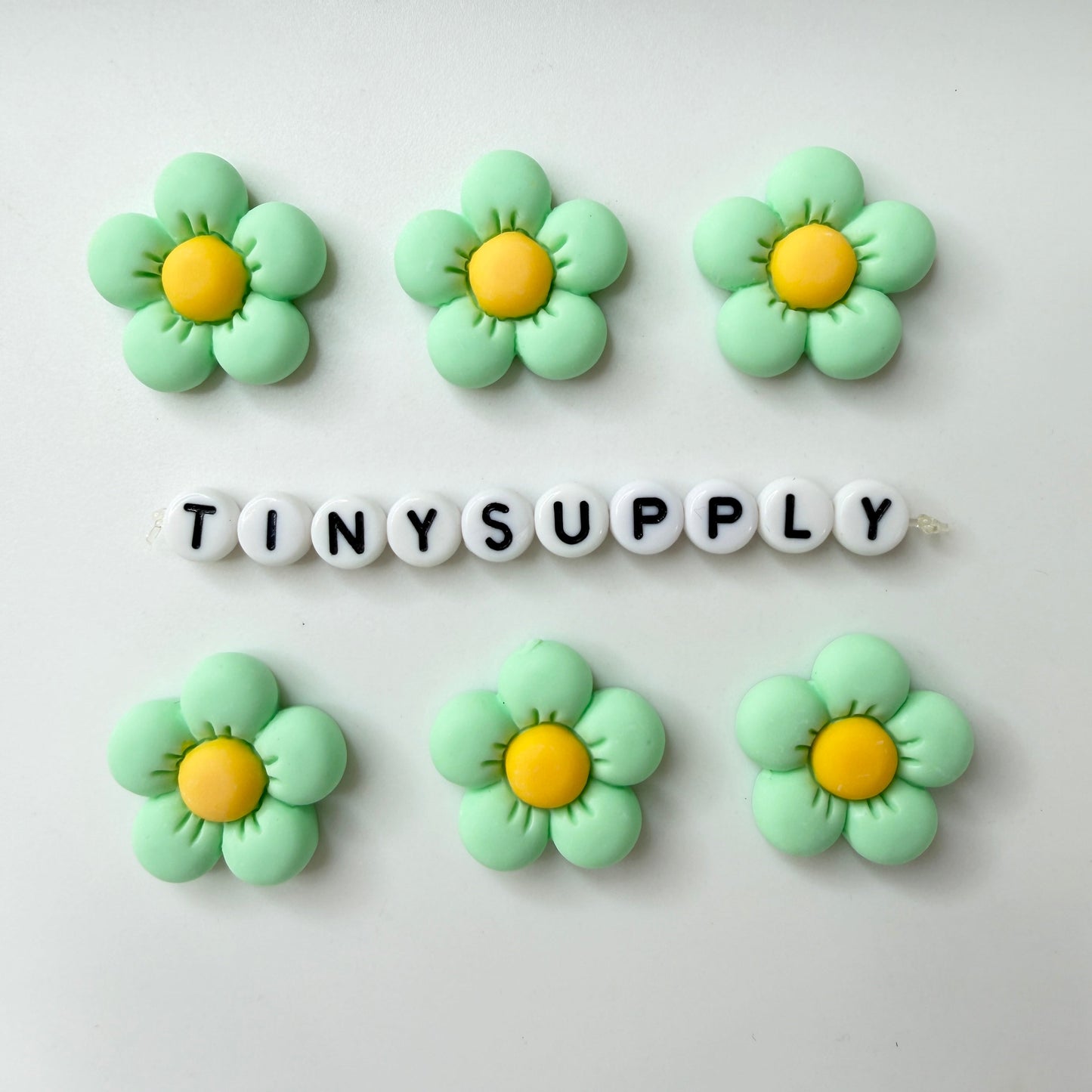 2CM Kawaii Colorful Daisy Flower Flatback Cabochons