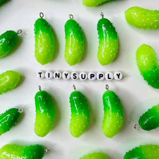 4cm x 1.5cm Green Pickle, Food Themed Charms