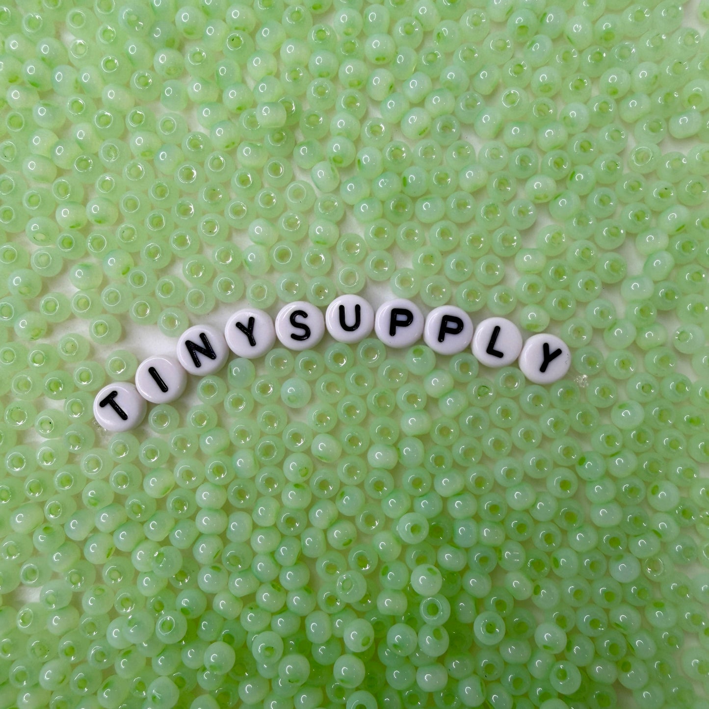 4MM 6/0 Imitation Cat Eye Seed Bead-Honeydew (02A-14)