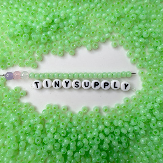 4MM 6/0 Imitation Cat Eye Seed Bead-Pale Green (02A-05)
