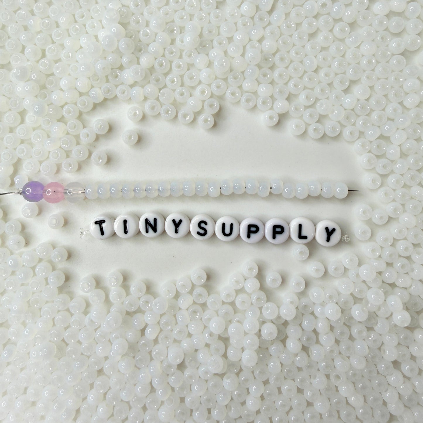4MM 6/0 Imitation Cat Eye Seed Bead-White (02A-03)