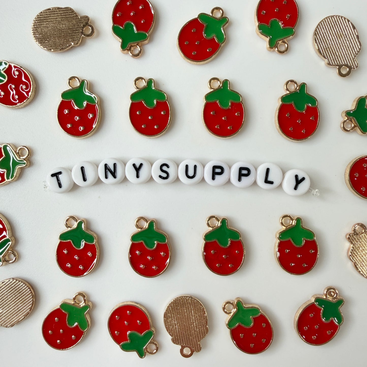 16.5MM Red Chubby Strawberry Enamel Charm