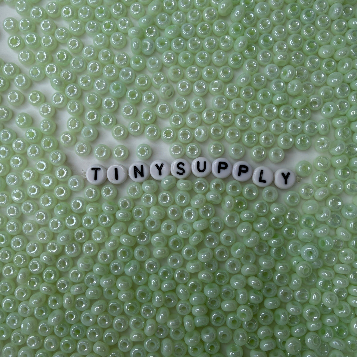 5MM Pearlescent Pastel Green, Donut Glass Seed Bead (MK323-02)