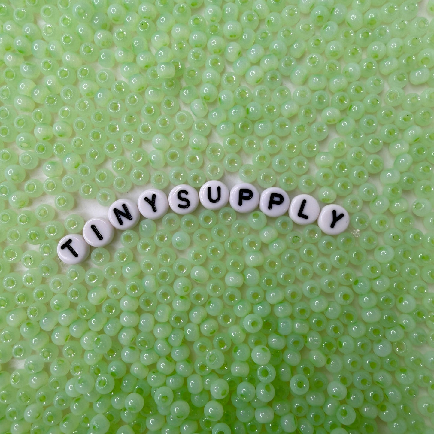 4MM 6/0 Imitation Cat Eye Seed Bead-Honeydew (02A-14)