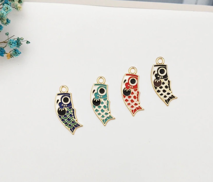 Cute Japanese Fish Kite Charm (13mm x 33mm)