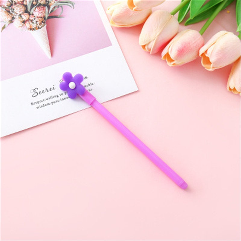 Cute Flower Black Gel Ink Pen