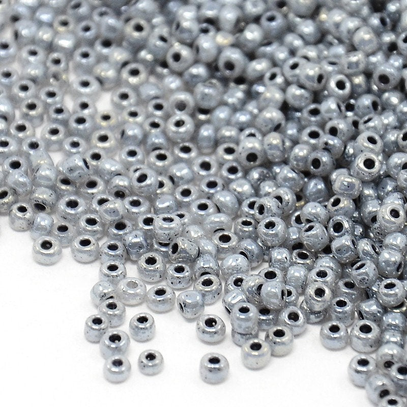 3MM Gray 8/0 Glass Seed Beads (US0003-156)