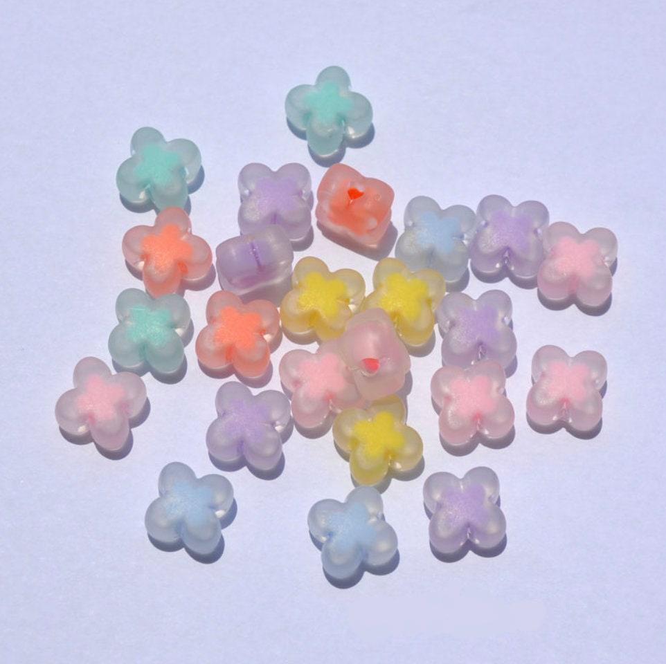 15MM Frosted Clover Shaped Acrylic Spacer Beads