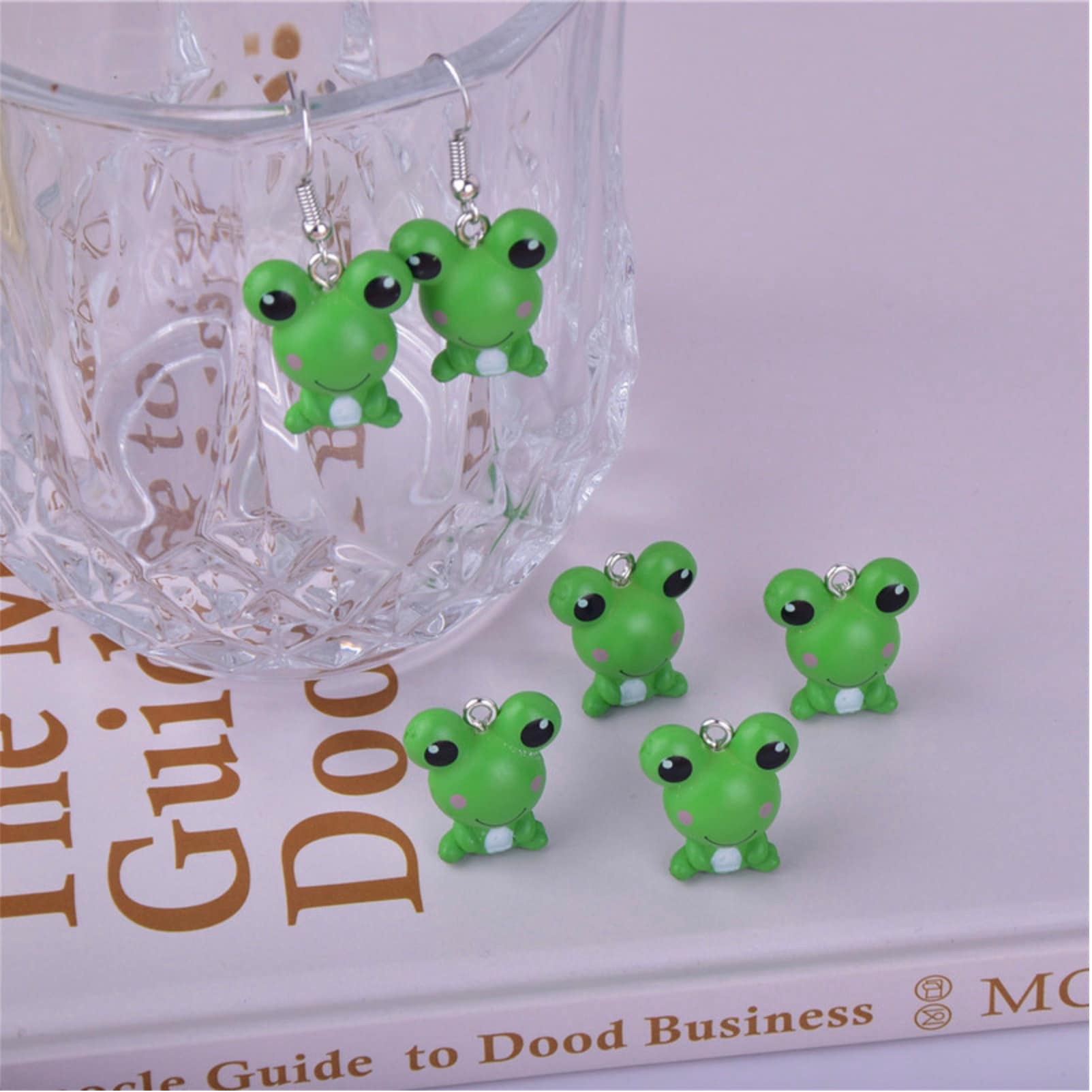 Cute Froggy Frog Green Charm (21mm x 15mm)