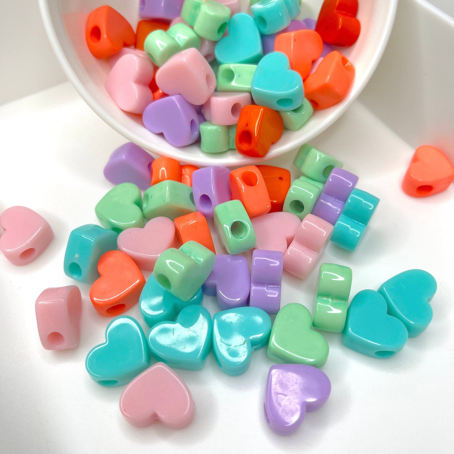 17MM Retro Colored Heart Acrylic Spacer Beads