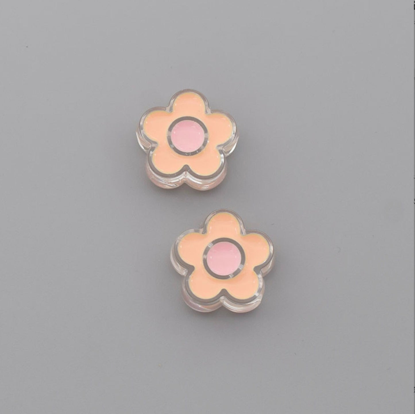 Cute Flower Enamel Acrylic Bead (18mm x 24mm x 9mm, Hole: 4mm)