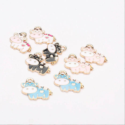 19MM Cute Cow, Animal Themed Enamel Charms