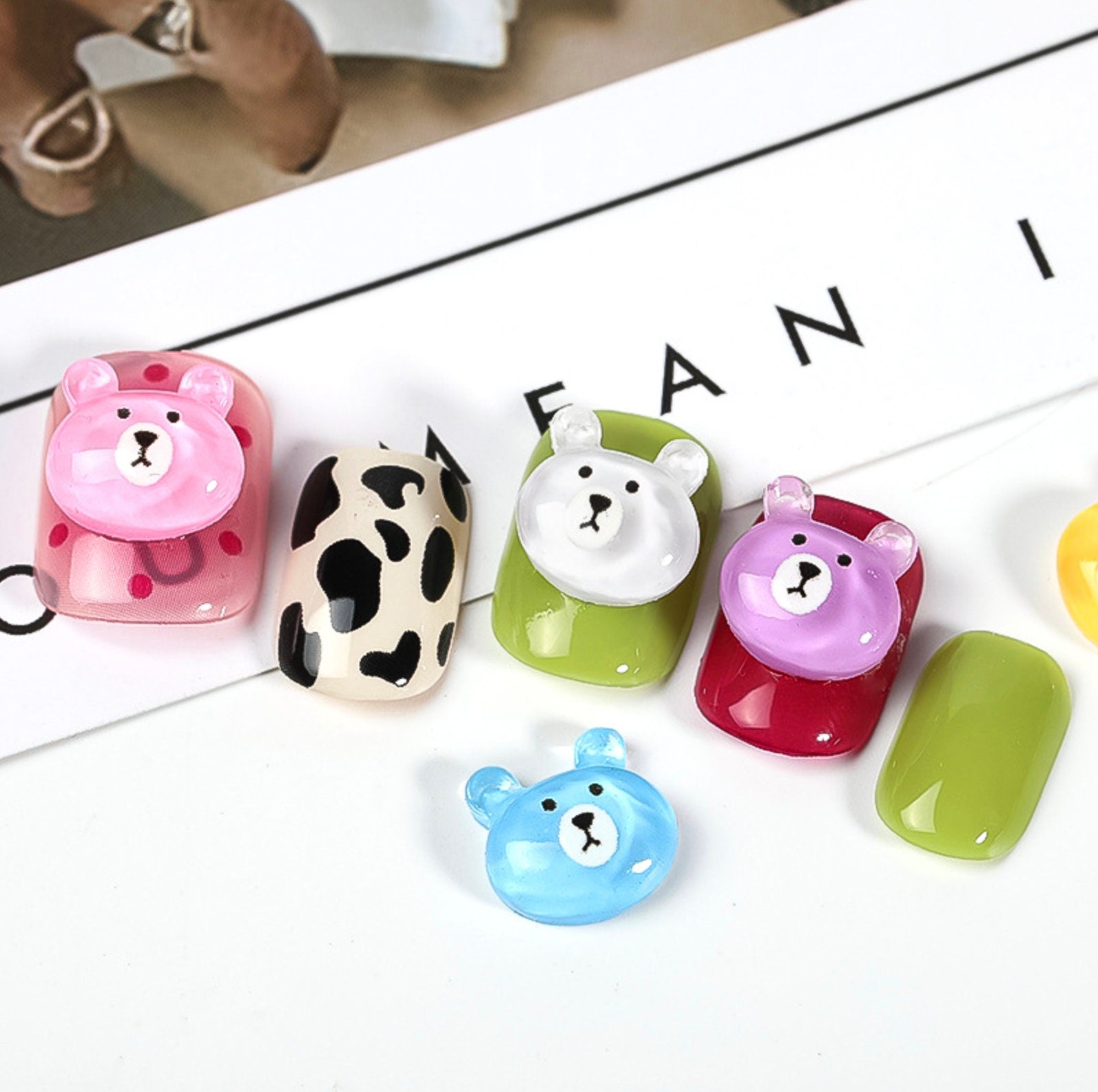 Kawaii Resin Bear (Pink, Yellow, Brown, Blue, Purple) Nail Art Charms, Decoden, Cabochons, Mini Cabochon