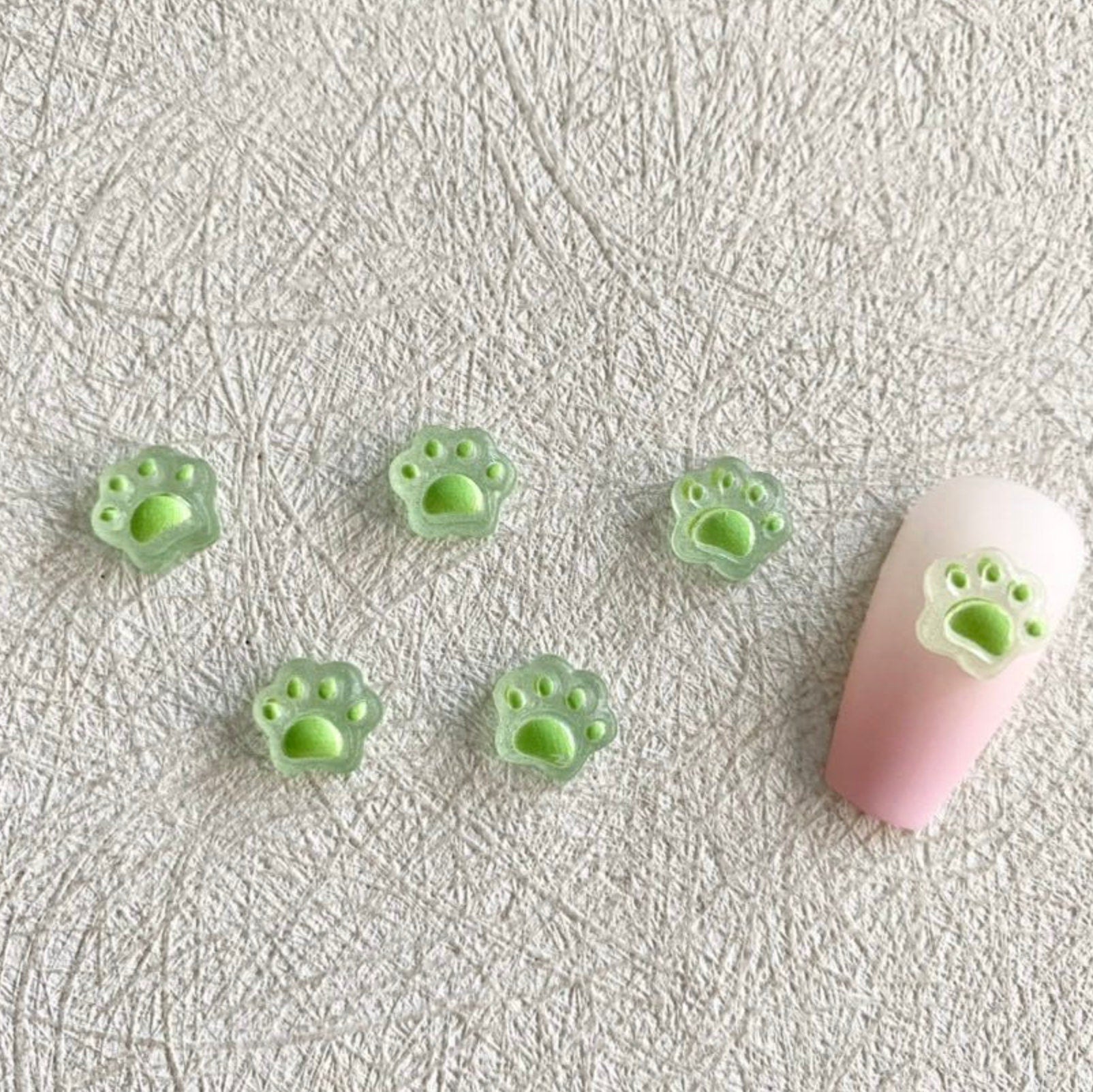 Cute Glow In The Dark Colorful Paw, Animal Themed 3D Nail Art Charms, Decoden, DIY Supplies, Mini Cabochon