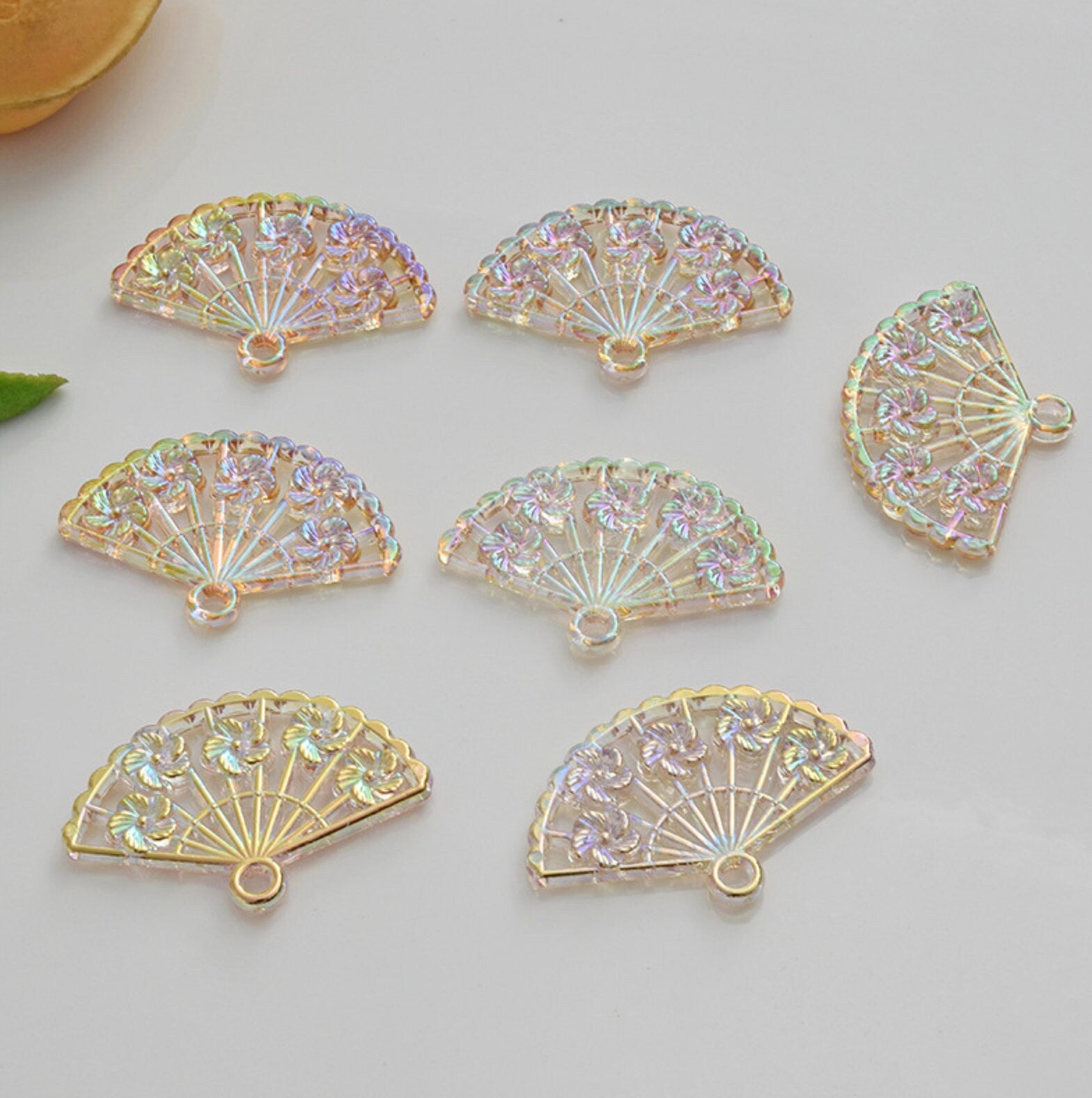 29MM x 42MM Iridescent Flower Fan PLASTIC Bezel Charm