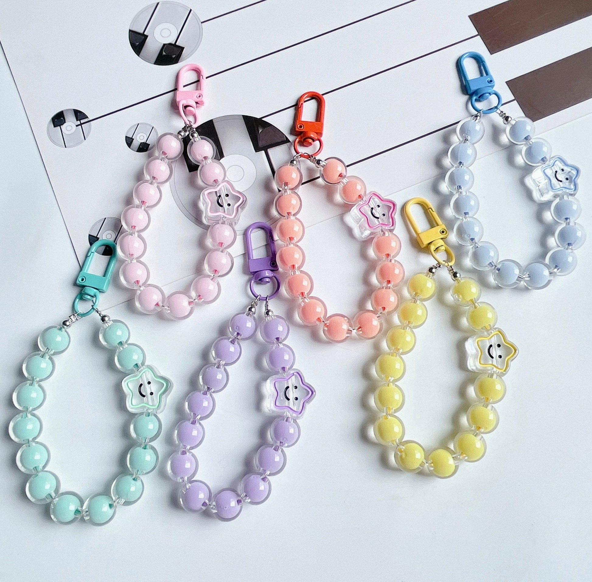 Cute Acrylic Round Bead Strand with Smiley Star Bead Keychain, Key
